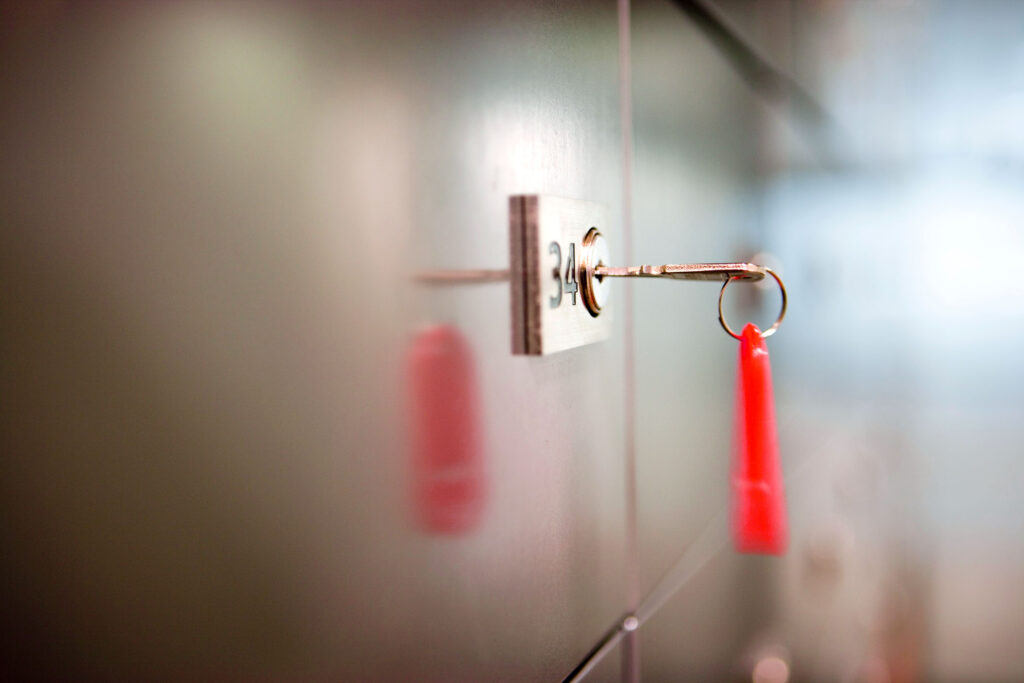 Locked drawer with Goosmann keychain